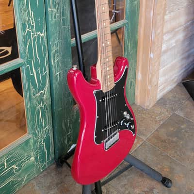Fender Player Lead II Electric Guitar in Crimson Red Transparent image 3