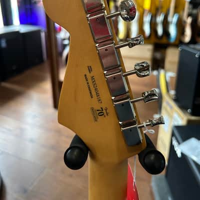 Fender Player II Stratocaster, Rosewood Fingerboard 2024 - Transparent Cherry Burst/ 6lbs. 11.0oz. #MXS24048187 image 8