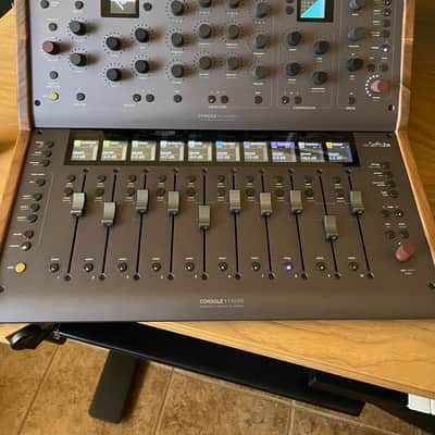 Softube Console 1 MKIII Bundle [Fader/Channel/Stand] image 2