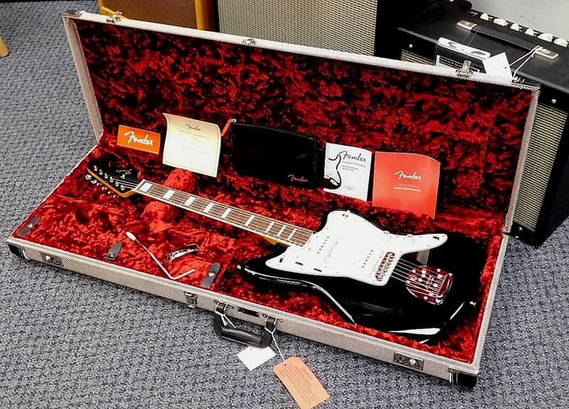 2025 Fender Limited Edition American Vintage II 1966 Jazzmaster w/ Case! VERY NICE!!!