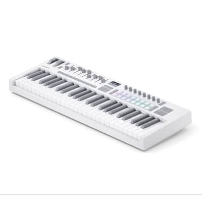 Novation Launchkey 49 MK4 USB/MIDI Controller Keyboard, White image 3
