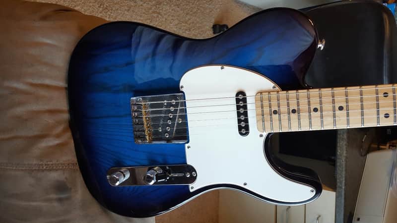 G&L ASAT Classic pickguard White image 1