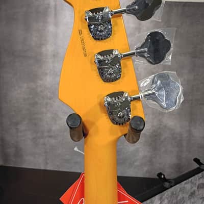 Fender American Professional II Jazz Bass with Maple Fretboard 2020 - Present - Dark Night 8.8 pounds image 7