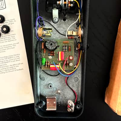 Dunlop Jimi Hendrix Wah - Vintage restomod 2026 - Black image 7