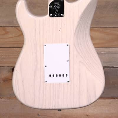 Fender Postmodern Stratocaster Journeyman Relic Aged White Blonde w/  Case image 3