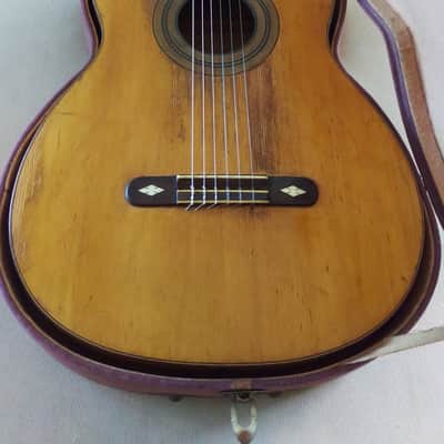 Ramirez R1 Classical Guitar Natural