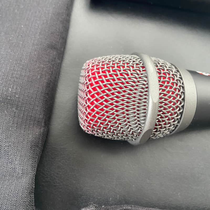 sE Electronics V7 Handheld Supercardioid Dynamic Microphone 2020 - Present - Chrome image 1