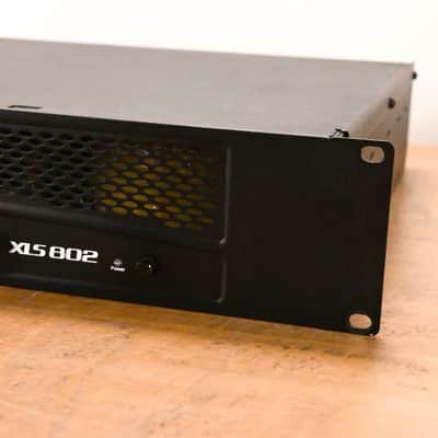 Crown XLS 802 2-Channel Power Amplifier CG010UC image 2