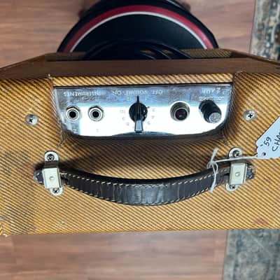 Fender Champ 5F1 Narrow Panel 5-Watt 1x8" Guitar Combo 1958 - 1964 - Tweed image 4