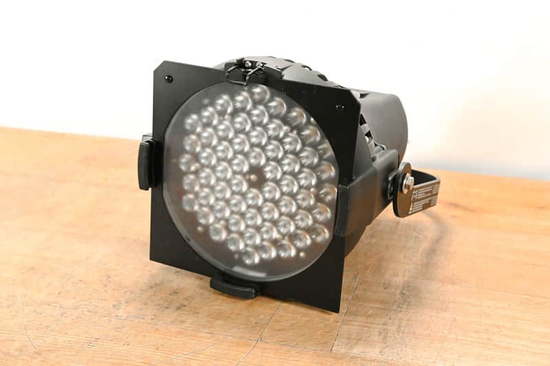 ETC Desire D60 Studio HD LED Par Wash Light CG01SM4 image 1