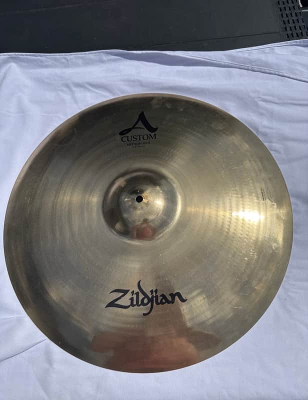 Zildjian 22" A Custom Medium Ride Cymbal - Great Condition image 1