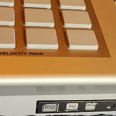 Roland Mv8800+1GB Ram+160GB SSD HD +DVD RW Drive & Custom Wooden Sides image 2