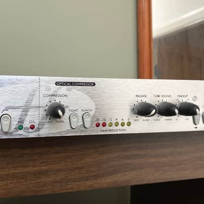 Focusrite Platinum Trak Master Channel Strip, Discrete Preamp Compressor, EQ, Tube Gain, Digital Inputs expansion image 2