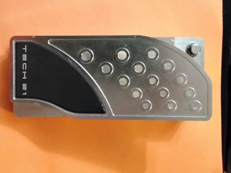 Tech 21 Killer Wail Wah V2 2025 - Present - Silver image 1