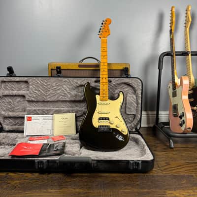 Fender American Ultra Stratocaster 2022 - Texas Tea image 3