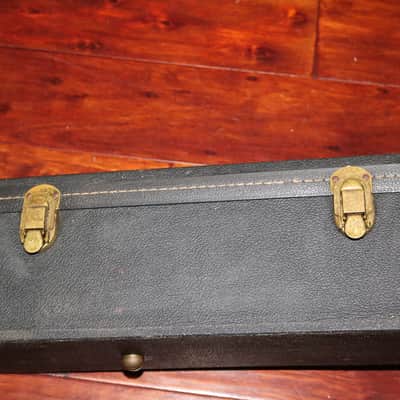 Gibson Dreadnought Case 1970-1974 image 8