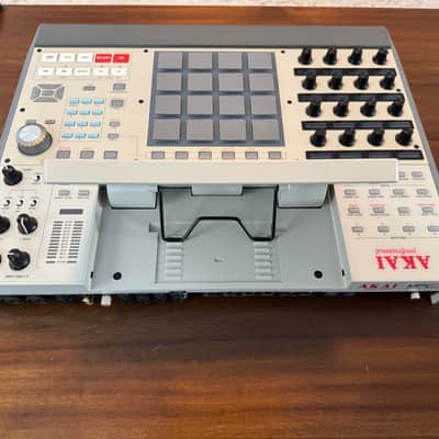 Akai MPC X Special Edition Standalone Sampler / Sequencer 2023 - Present - Grey image 7