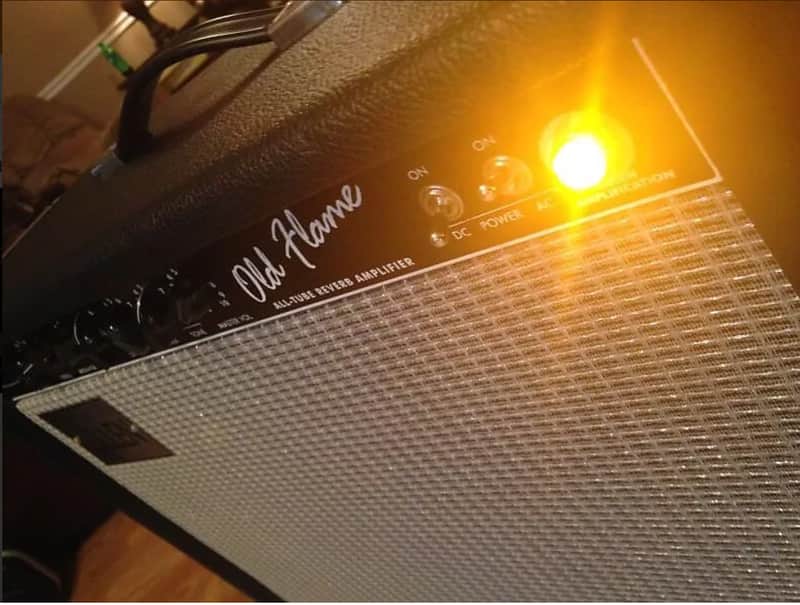 Allen Old Flame 410, Boutique Super Reverb, Derek Trucks black image 1