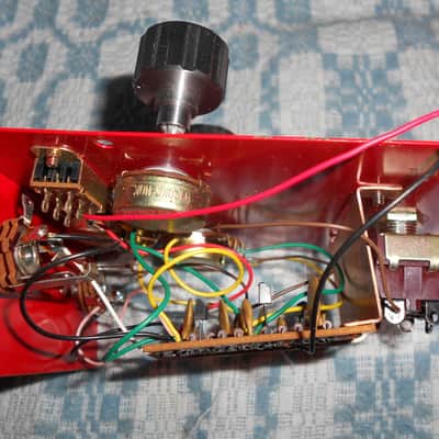 SEKOVA/Big Muff Model 2015ハンドメイドFuzz Tone Machines Blog: Sekova Big Muff SE-2015 (1974)
