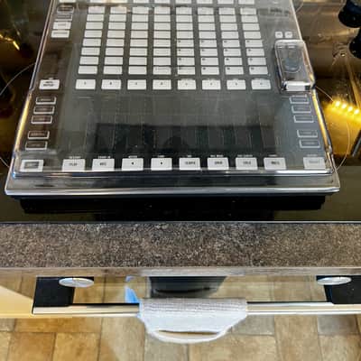 Native Instruments Maschine Mk3 + Maschine Jam + Stand + Deck Savers image 17