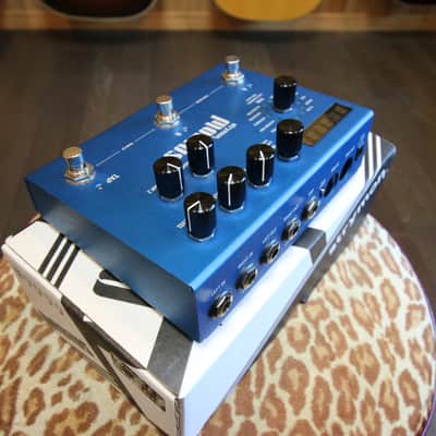 Strymon Mobius 2012 - Present - Blue image 4