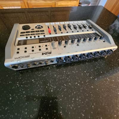 Zoom R24 Recorder image 2