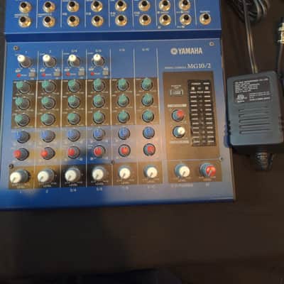 Yamaha MG10/2  Blue image 1