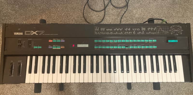 Yamaha DX7 Programmable Algorithm Synthesizer