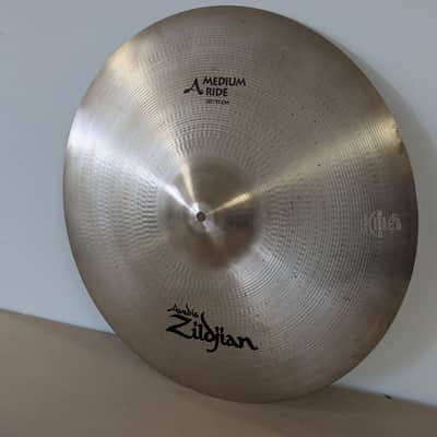 Zildjian 20" A Series Medium Ride Cymbal 1982 - 2012 - Traditional image 3