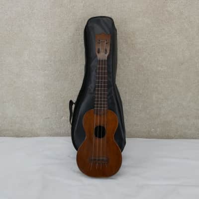 Martin SOPRANO UKE w/ Blk FRICTION PEGS image 1