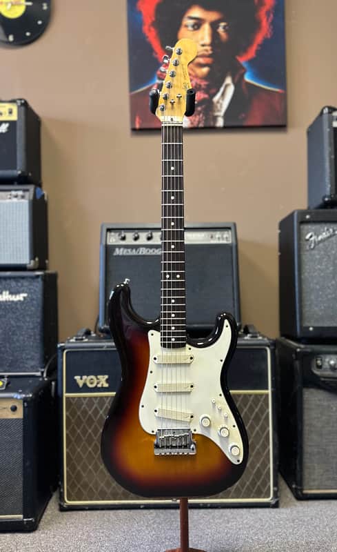 Fender Elite Stratocaster with Rosewood Fretboard 1983 - 1984 - Brown Sunburst image 1