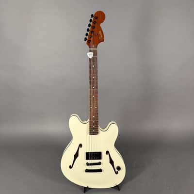 Fender Tom Delonge Starcaster, Satin Olympic White 3,1 kg inkl. Gigbag image 19
