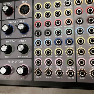 Behringer Neutron + Cool Overlay (MINT)