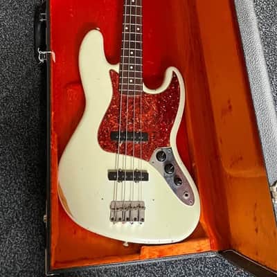 Fender Custom Shop 1964 Jazz Bass