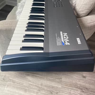 Korg N264 76-Key Music Workstation 1990s - Gray