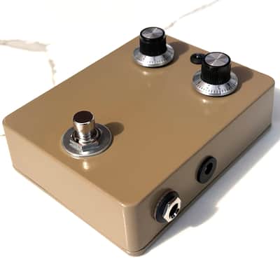 Mud Kicker Distortion - Beige - JD Pedals image 2