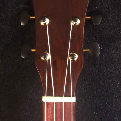 Handmade ArchBack Tenor Ukulele, Solid Quilted Maple, Leaf decor, Soft-bag, Bruce Wei UCK17-2003 image 9