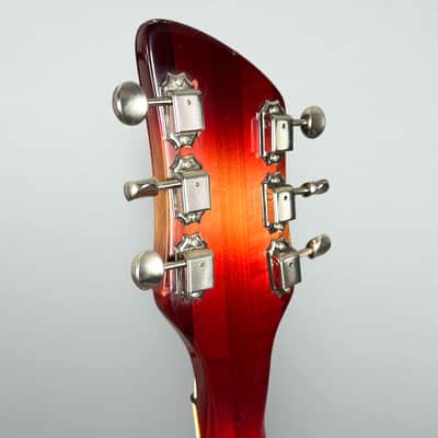 Rickenbacker 381/V69 1993 - Fireglo image 12