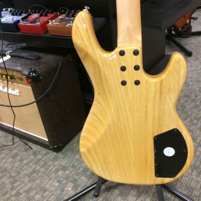 Used G&L Tribute L-2000 Lefty Natural image 4