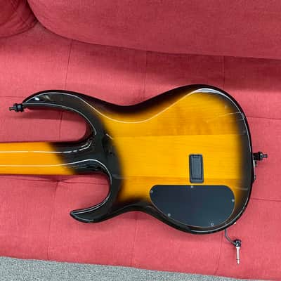 Carvin LB76 6-String Bass Guitar 1996-98 - Sunburst w/ Roland GK-3 Pickup image 13