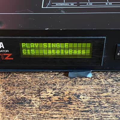 Yamaha TX81Z Rackmount FM Tone Generator 1987 - 1988 - Black image 5