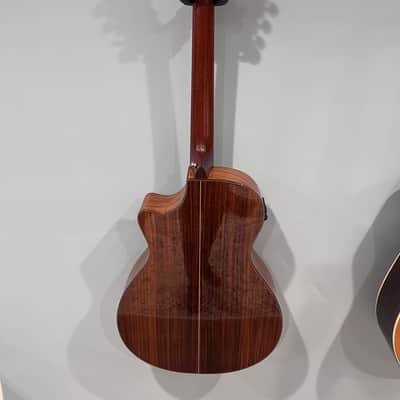 Taylor 712CE 2001 - Gloss image 2