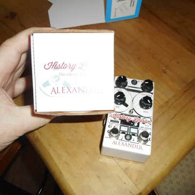 Alexander Pedals History Lesson Delay 2010s - Graphic image 1
