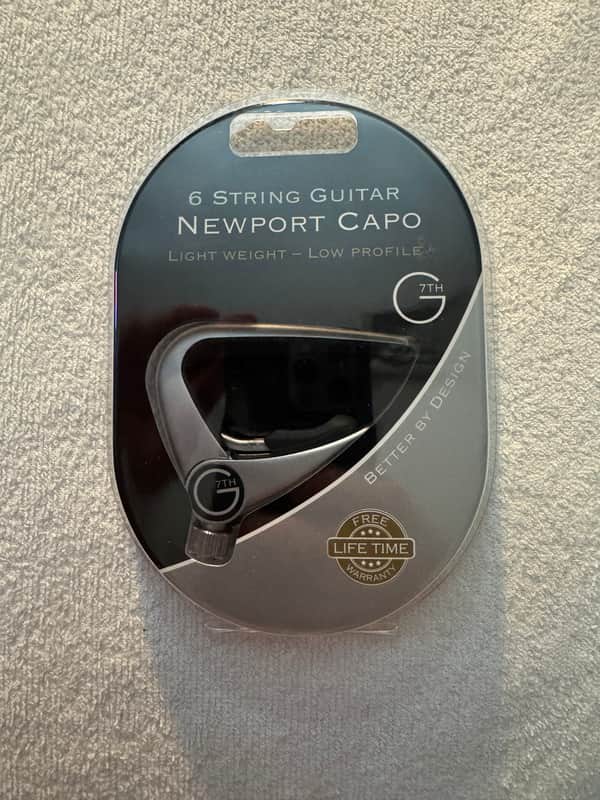 G7th 6 String Newport Capo - silver in packaging (Comes with leather case) image 1