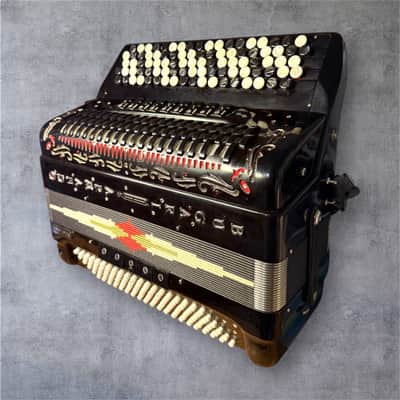 VICTORIA ACCORDIONS VICTORIA Virtuoso Cassotto アコーディオン