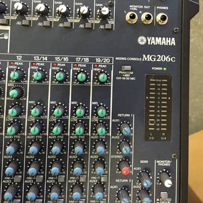 Yamaha MG206C mixing console image 2