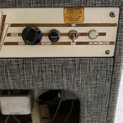 Vintage 5 Watt Supro Spectator 1614 Tube Amp - 1958 USA image 9