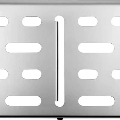 MONO Medium Pedalboard, 24" x 14.5" w/ Pro Accessory Case 2.0, Silver image 2