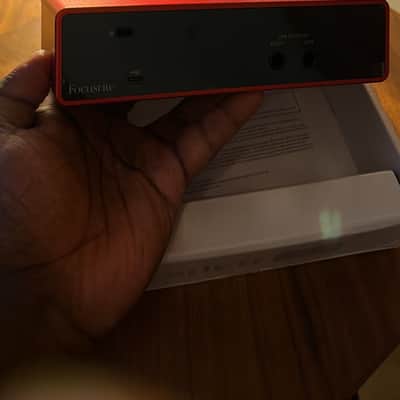 Focusrite Scarlett 2i2 3rd Gen USB Audio Interface 2019 - Present - Red / Black image 2