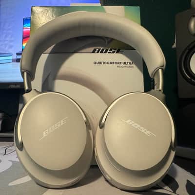 Bose QuietComfort Ultra Noise canceling Headphones 2023 - White image 2